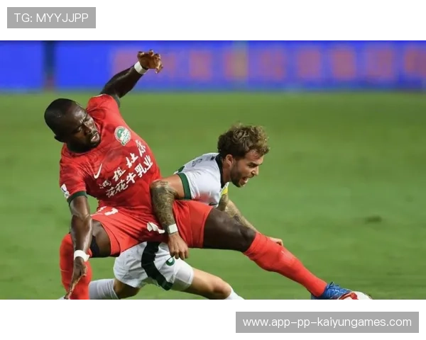 北京国安恩科洛洛抢点到位,门前推射干净利落